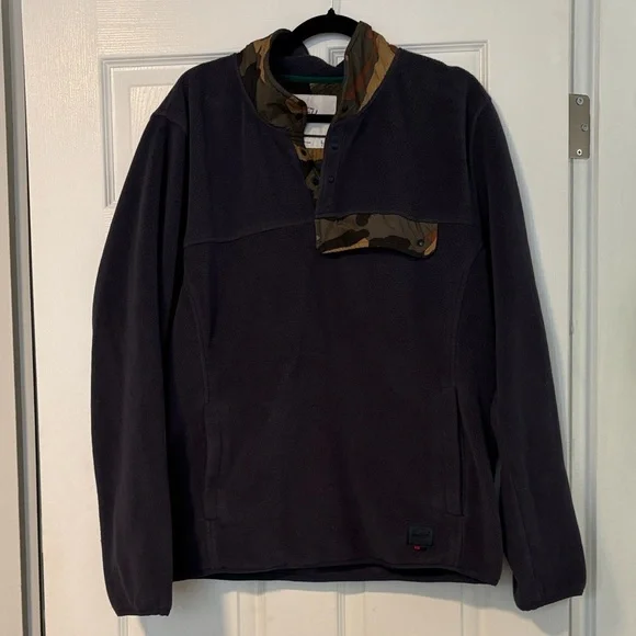 Herschel Supply Company Camo and Green Fleece Pullover - Picture 7 of 7